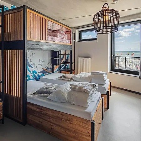 Surf Rescue Club Hotel *