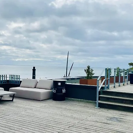 Lieblingsplatz Surf Rescue Club Hotel *